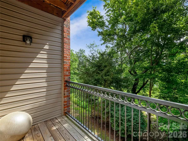 $240,000 | 726 Appeldoorn Circle, Asheville, NC 28803