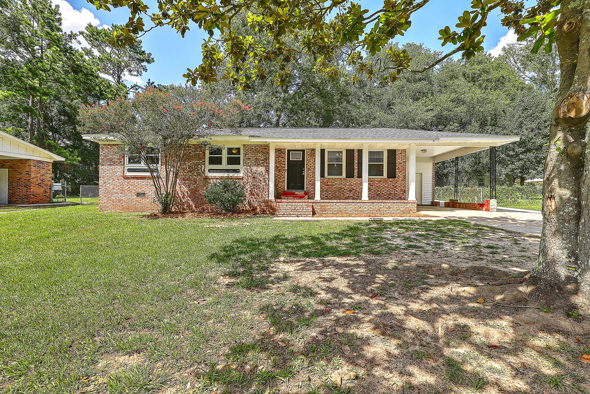 330 Oxford Road Ladson, SC 29456 - Photo 1 of 31 IMG_1489_90_91_92_93_94_95