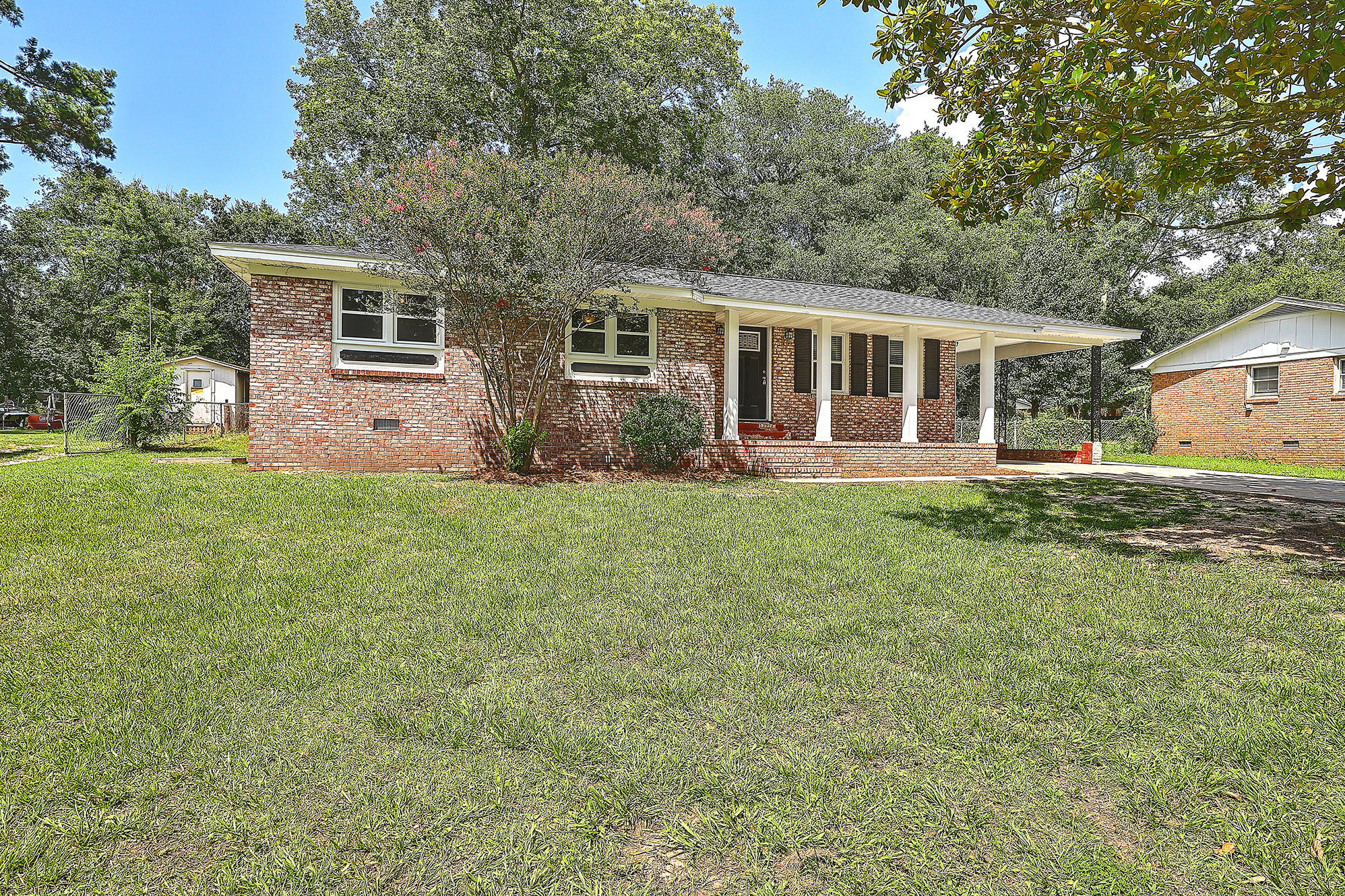 330 Oxford Road Ladson, SC 29456 - Photo 2 of 31 IMG_1496_497_498_499_500_501_502