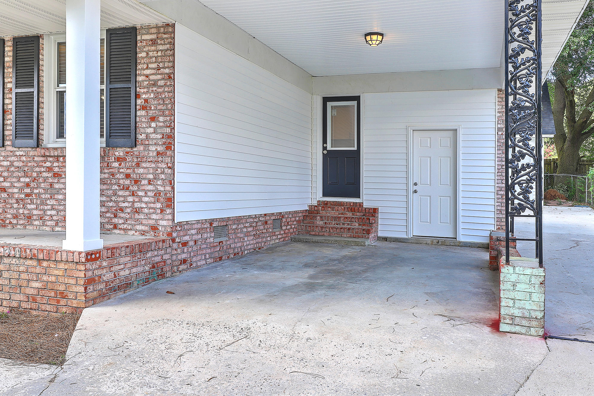 330 Oxford Road Ladson, SC 29456 - Photo 4 of 31 IMG_1510_1_2_3_4_5_6