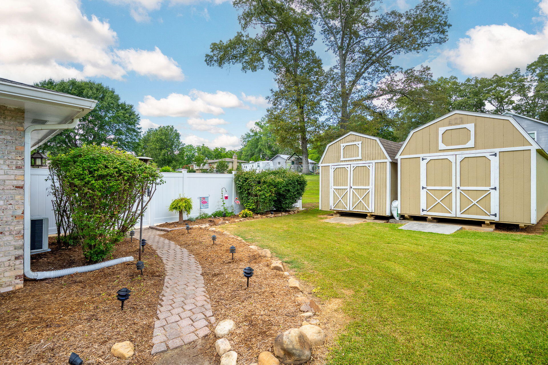 301 Clebourne Avenue Chickamauga, GA 30707 - Photo 10 of 39 39-web-or-mls-39-print-DSC_9075-99