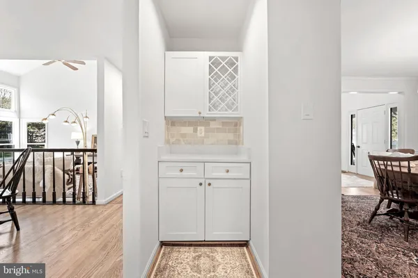 $999,995 | 9117 John Way, Fairfax Station, VA 22039