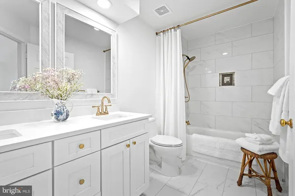 $999,995 | 9117 John Way, Fairfax Station, VA 22039