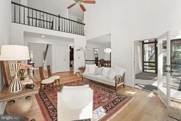 $999,995 | 9117 John Way, Fairfax Station, VA 22039