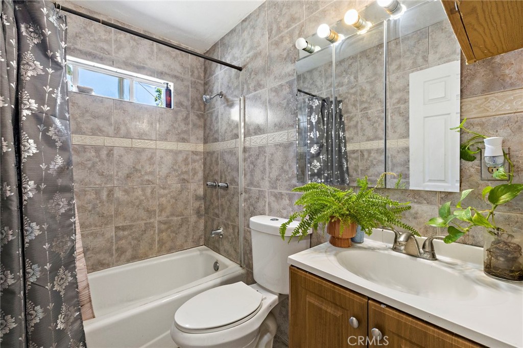9102 Pacific Anaheim, CA 92804 - Photo 15 of 27