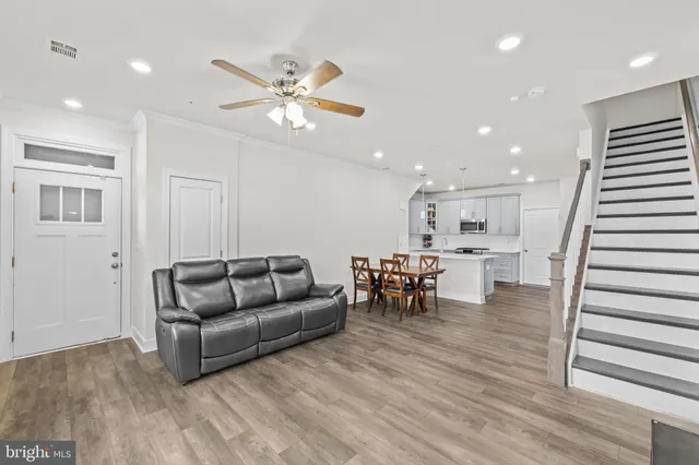 $550,000 | 22528 Wilson View Terrace, Ashburn, VA 20148