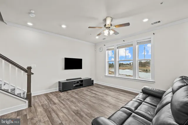 $550,000 | 22528 Wilson View Terrace, Ashburn, VA 20148