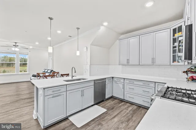 $550,000 | 22528 Wilson View Terrace, Ashburn, VA 20148