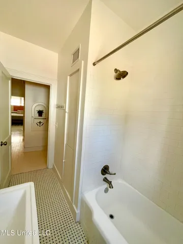 $360,000 | 3413 North State Street, Jackson, MS 39216