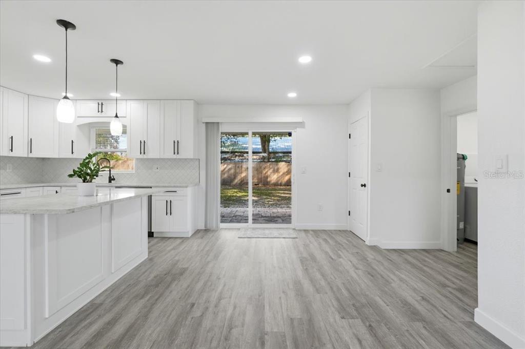 2415 Sutton Road Lakeland, FL 33810 - Photo 13 of 43