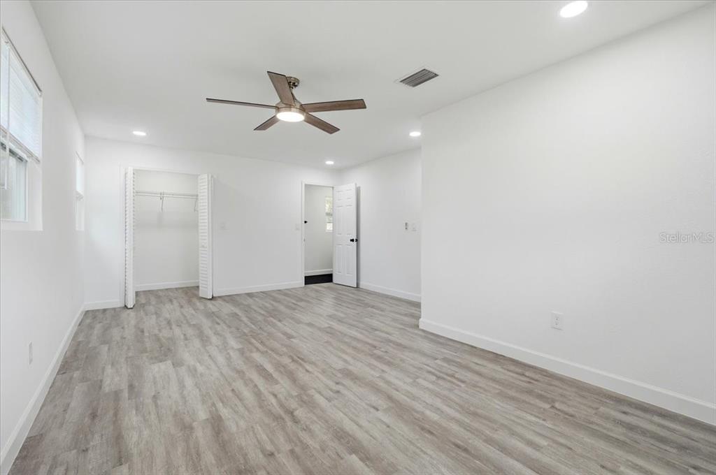 2415 Sutton Road Lakeland, FL 33810 - Photo 18 of 43