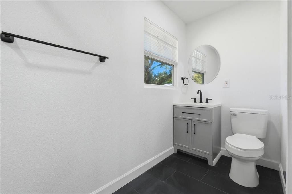 2415 Sutton Road Lakeland, FL 33810 - Photo 20 of 43