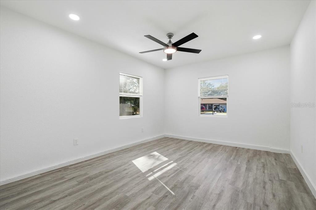 2415 Sutton Road Lakeland, FL 33810 - Photo 24 of 43