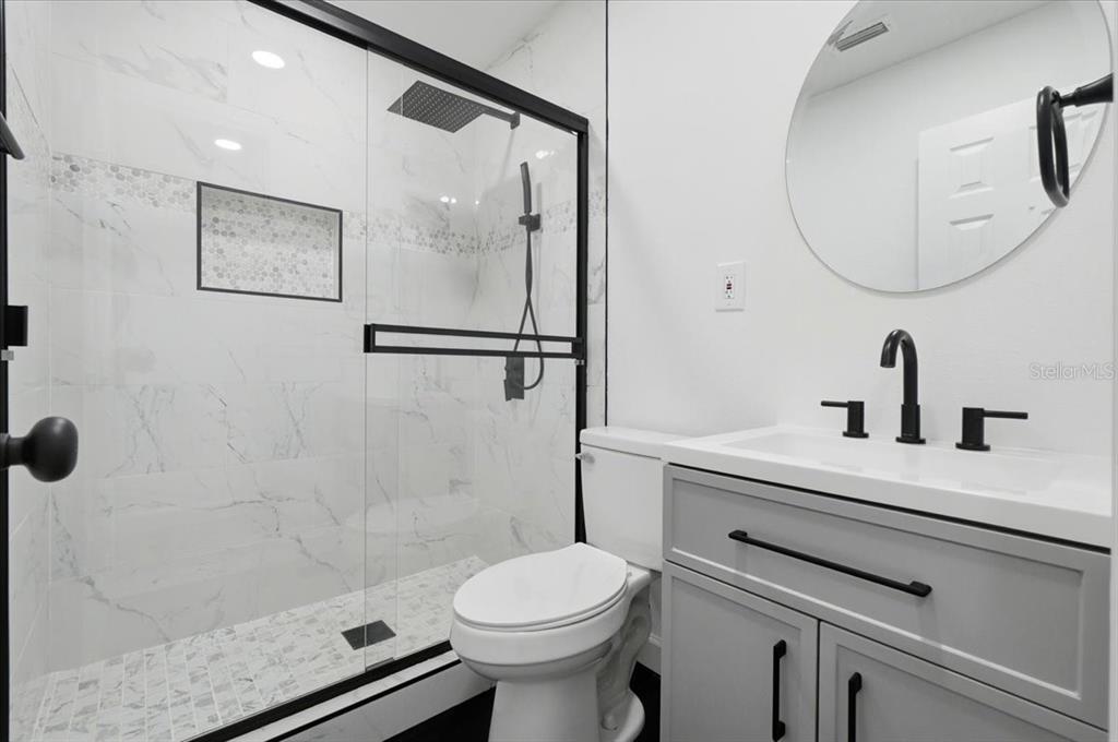 2415 Sutton Road Lakeland, FL 33810 - Photo 26 of 43