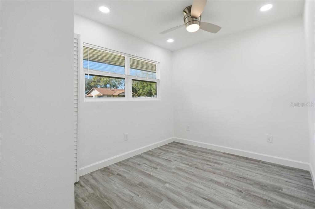 2415 Sutton Road Lakeland, FL 33810 - Photo 29 of 43