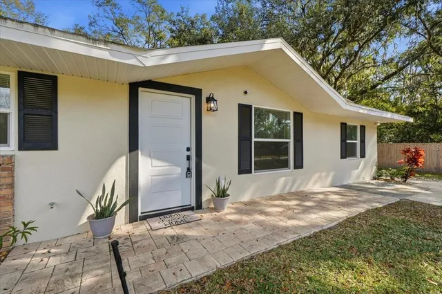 $335,000 | 2415 Sutton Road, Lakeland, FL 33810