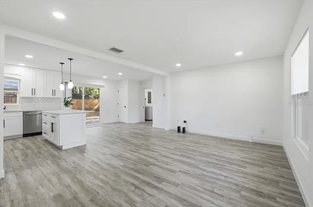 $335,000 | 2415 Sutton Road, Lakeland, FL 33810