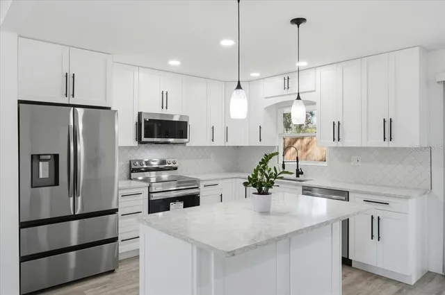 $335,000 | 2415 Sutton Road, Lakeland, FL 33810