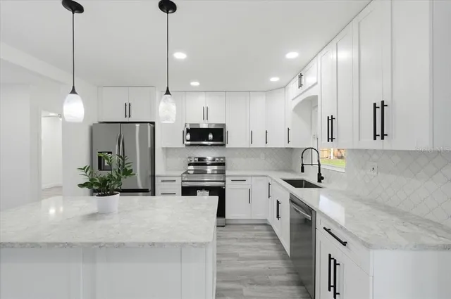 $335,000 | 2415 Sutton Road, Lakeland, FL 33810