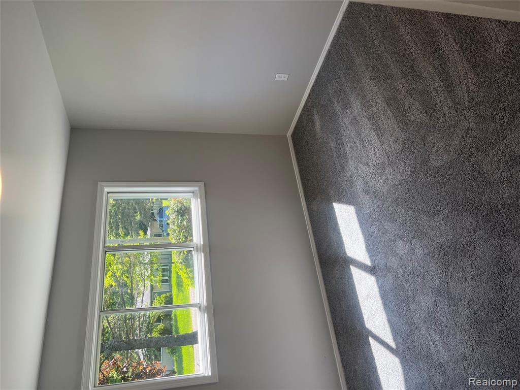 1932 Henbert Road West Bloomfield, MI 48324 - Photo 33 of 46