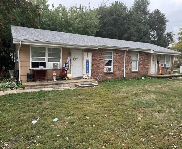 $115,000 | 101 West Richardson Street, Farmer City, IL 61842