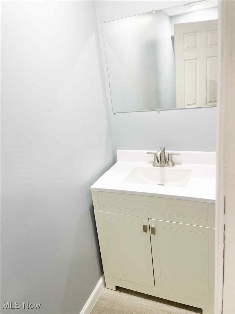 4095 Laurel Road Lorain, OH 44055 - Photo 18 of 26 half bath