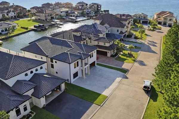 $3,150,000 | 12337 Bella Vita Drive, Conroe, TX 77304