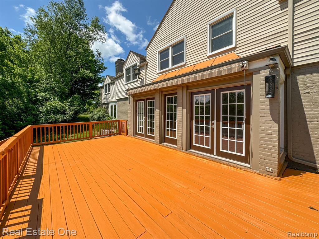 30600 Lahser Road Beverly Hills, MI 48025 - Photo 5 of 59