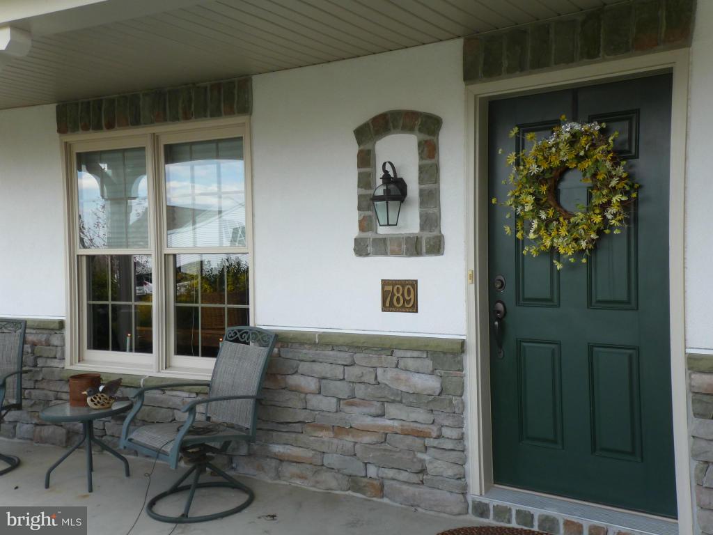 789 Heather Ridge Manheim, PA 17545 - Photo 2 of 16