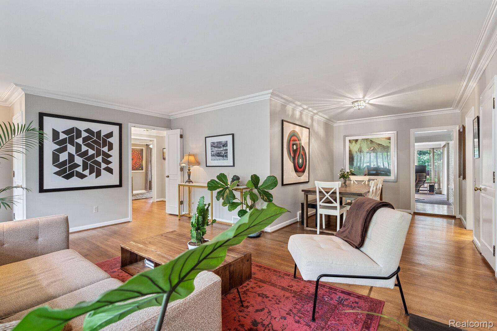 1548 North Renaud Road Grosse Pointe, MI 48236 - Photo 7 of 40 Gallery Image 7