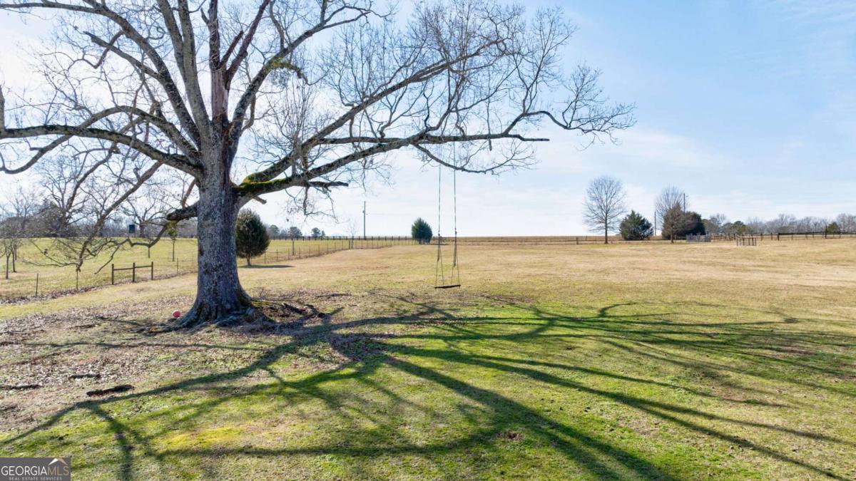 2223 Salem Road Watkinsville, GA 30677 - Photo 5 of 63 a view of an ocean