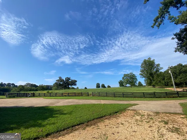 $899,000 | 2223 Salem Road, Watkinsville, GA 30677