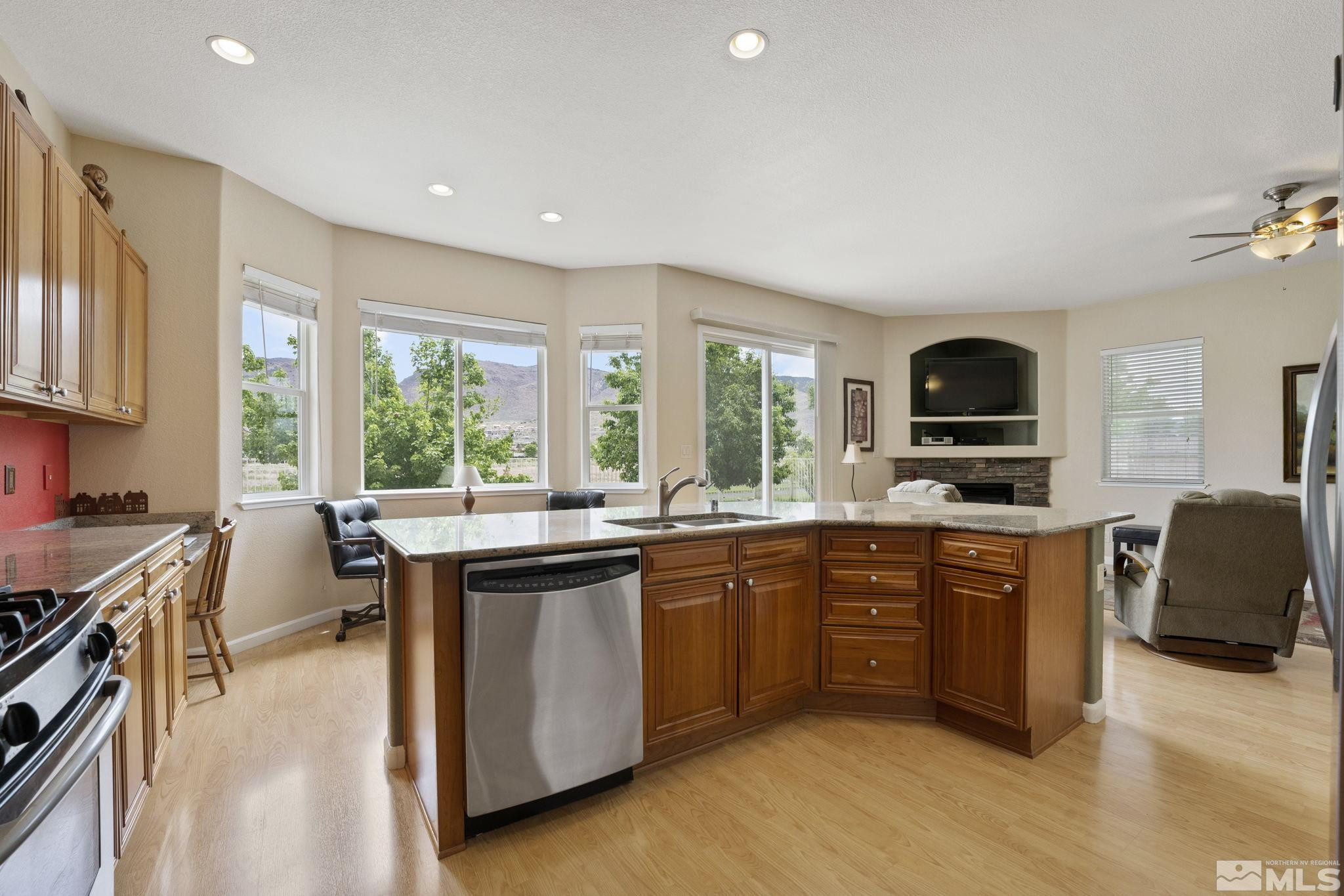 10056 Cascade Falls Drive Reno, NV 89521 - Photo 14 of 40 Photo 14