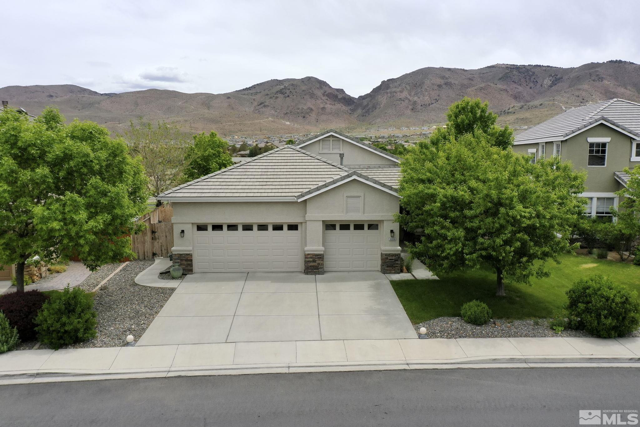 10056 Cascade Falls Drive Reno, NV 89521 - Photo 2 of 40 Photo 2