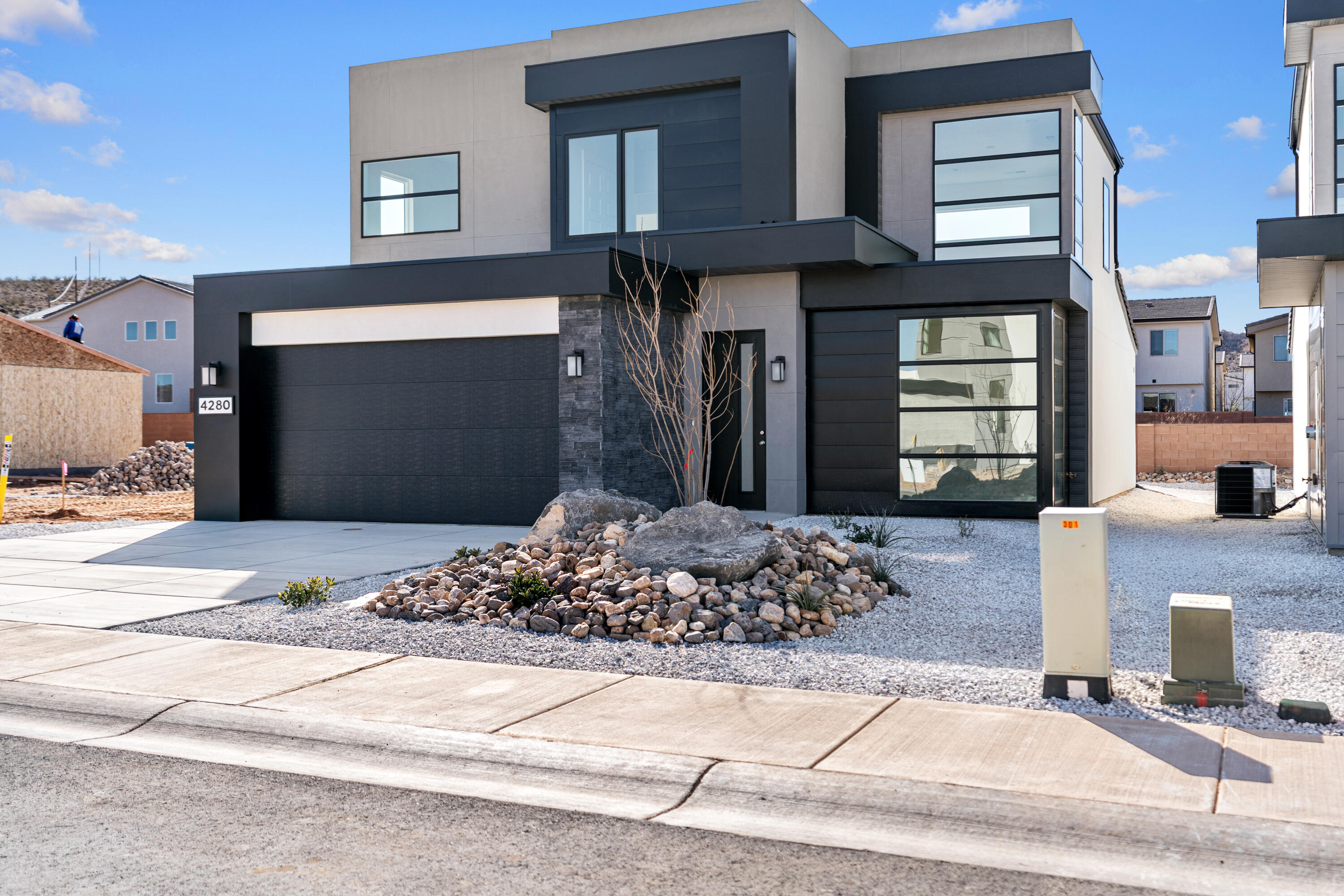 314 Desert Reflection Street St. George, UT 84790 - Photo 4 of 30 DSC01339