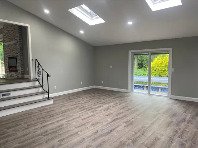 $880,000 | 95 Muncie Road, West Babylon, NY 11704