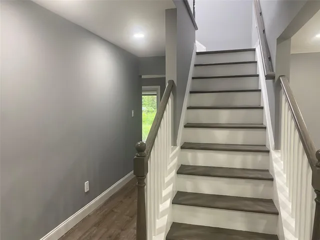 $880,000 | 95 Muncie Road, West Babylon, NY 11704