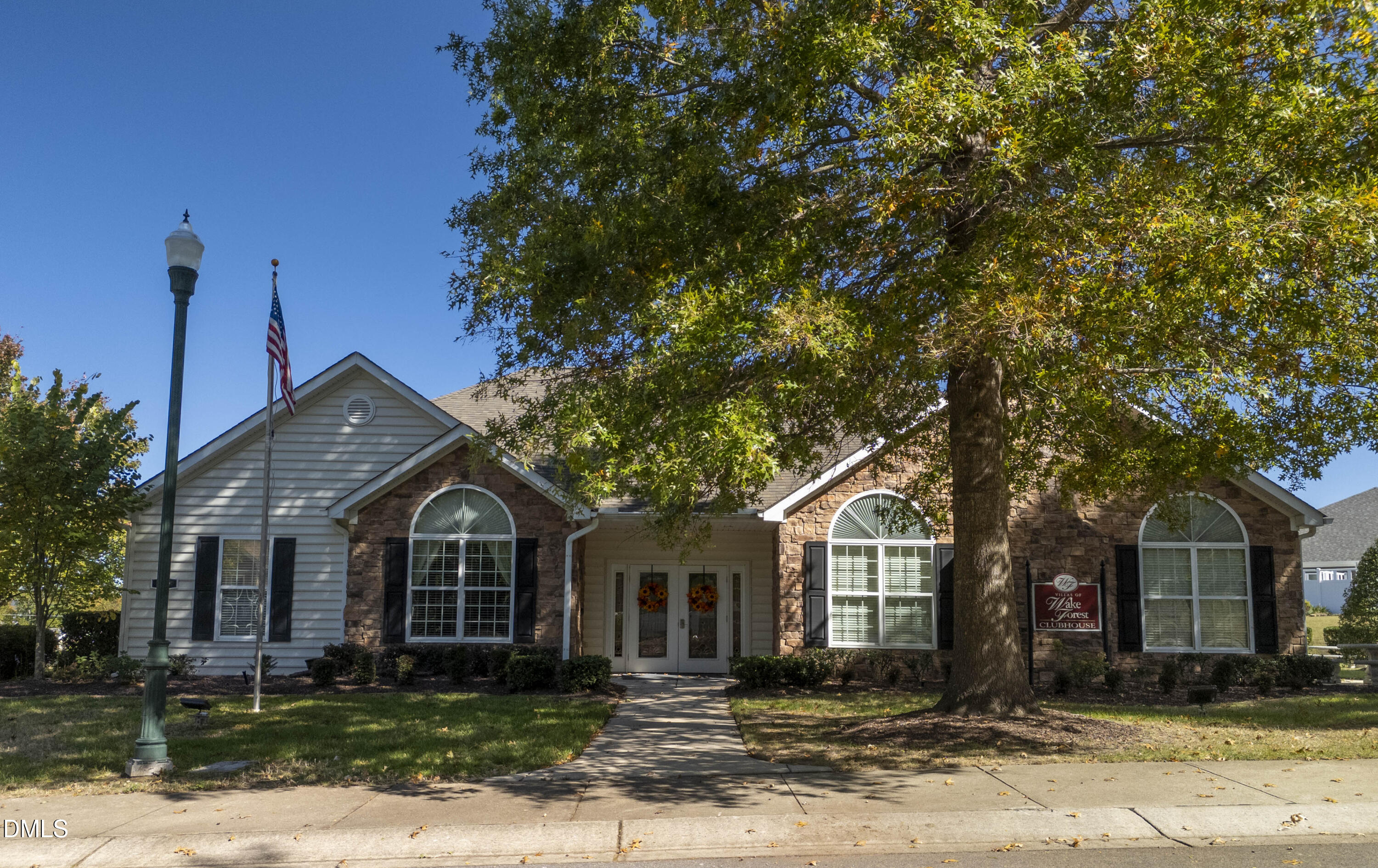 1663 Winter Wren Circle Wake Forest, NC 27587 - Photo 27 of 31 a front view of a house with a yard