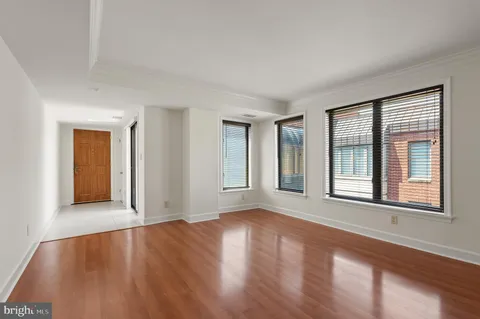 $479,000 | 1080 Wisconsin Avenue Northwest, Unit 3019, Washington, DC 20007