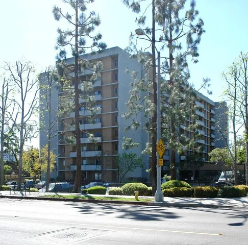 $2,100 | 440 North Madison Avenue, Pasadena, CA 91101