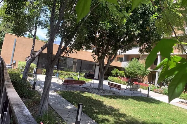 $2,100 | 440 North Madison Avenue, Pasadena, CA 91101