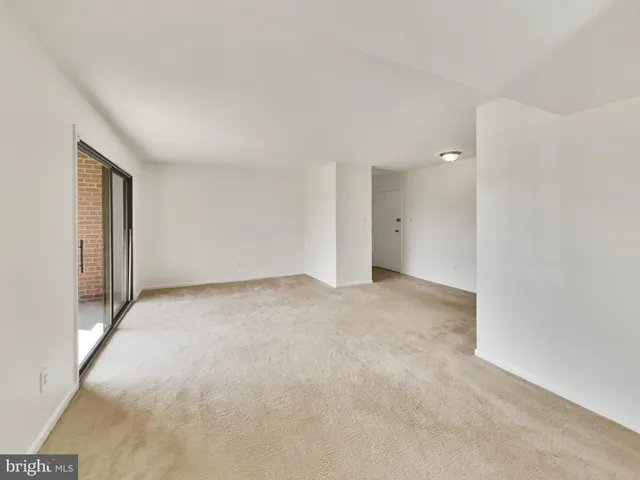 $240,000 | 10625 Provincial Drive, Unit E, Manassas, VA 20109