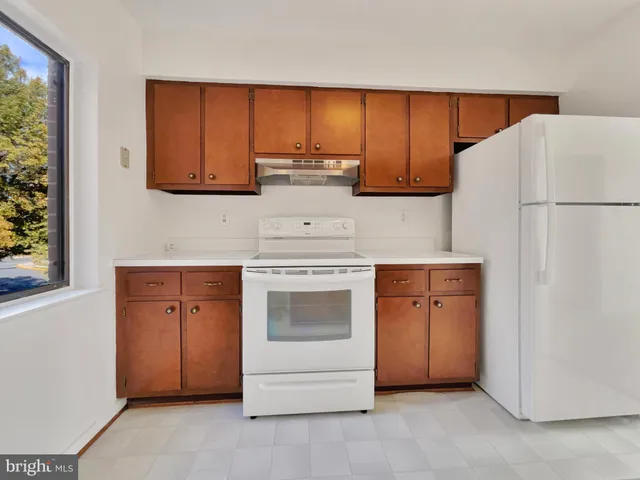 $240,000 | 10625 Provincial Drive, Unit E, Manassas, VA 20109