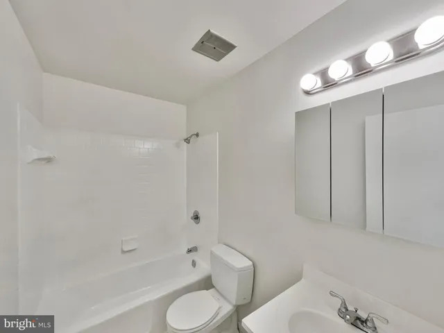 $240,000 | 10625 Provincial Drive, Unit E, Manassas, VA 20109