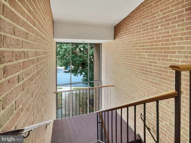 $240,000 | 10625 Provincial Drive, Unit E, Manassas, VA 20109