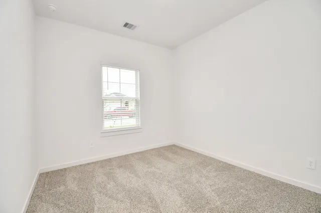 $2,800 | 5143 Sunset Oaks Drive, Fresno, TX 77545