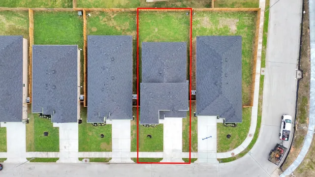 $2,800 | 5143 Sunset Oaks Drive, Fresno, TX 77545