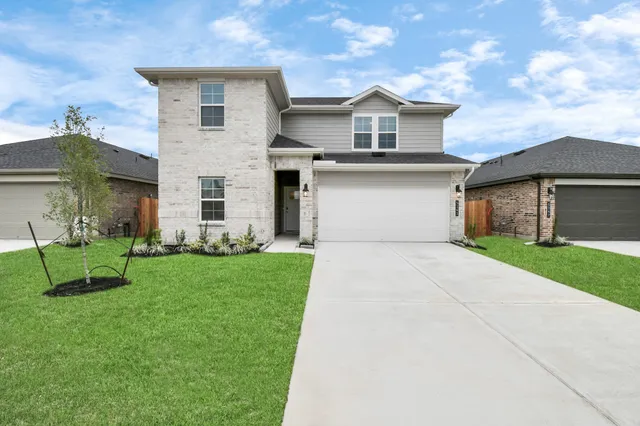 $2,800 | 5143 Sunset Oaks Drive, Fresno, TX 77545