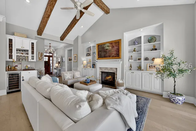 $1,699,000 | 256 Flatwater Drive, Bluffton, SC 29910