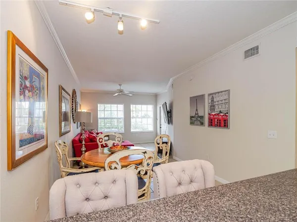 $2,000 | 2288 57th Circle, Unit 2288, Vero Beach, FL 32966